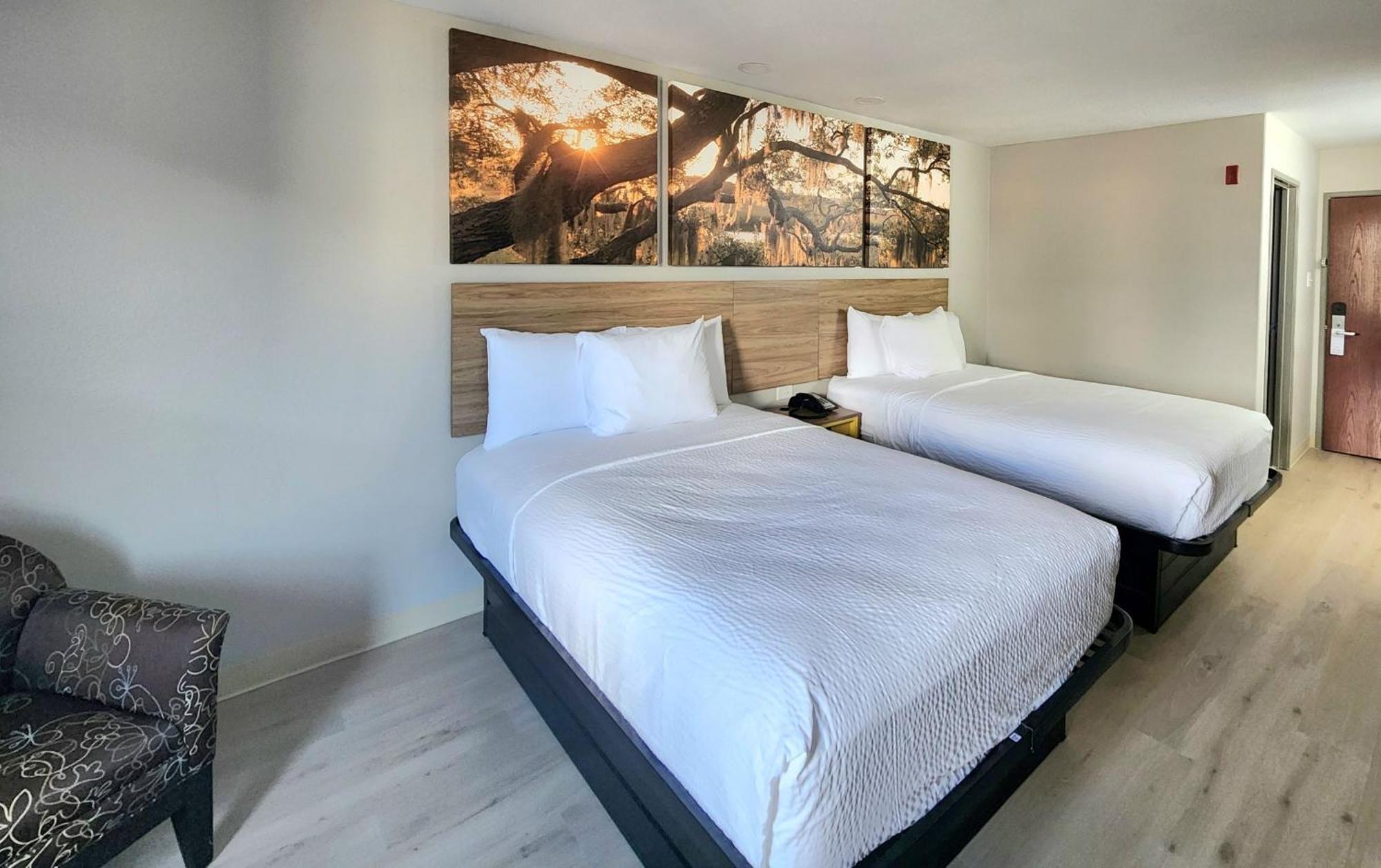 Days Inn By Wyndham Lafayette Scott エクステリア 写真