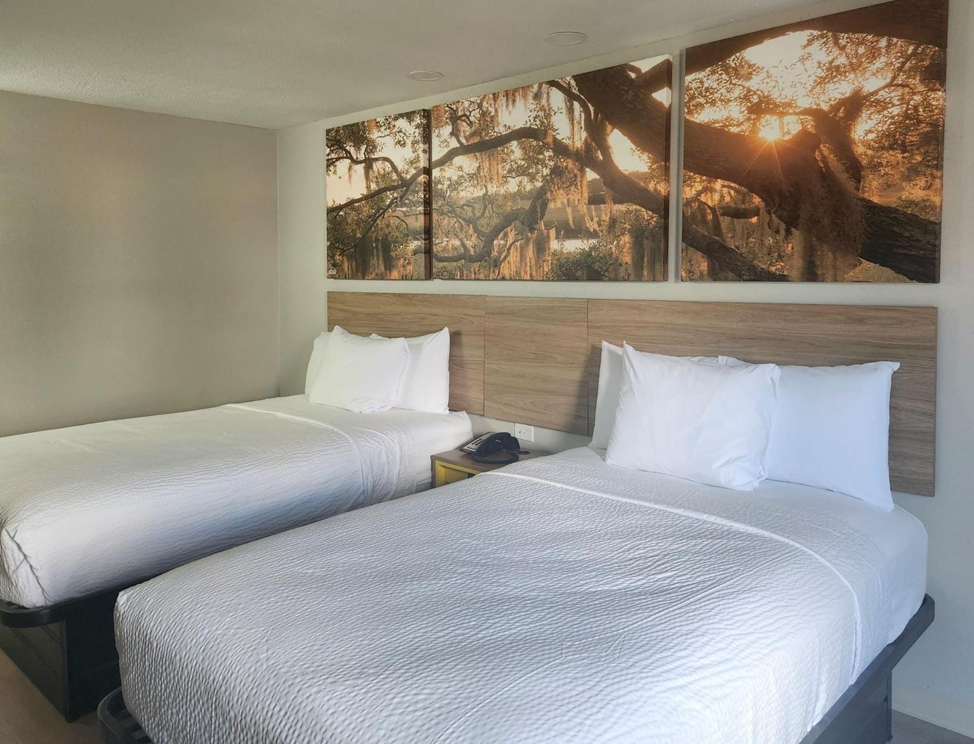 Days Inn By Wyndham Lafayette Scott エクステリア 写真